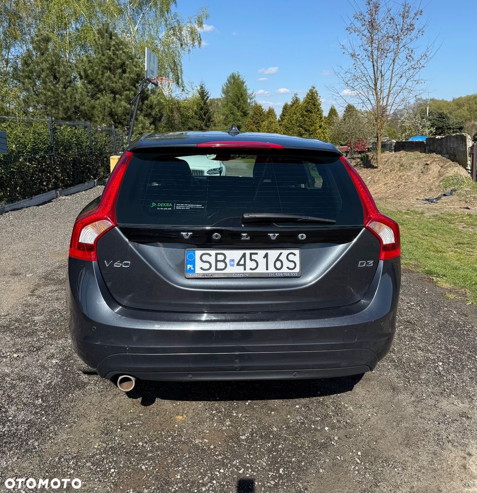 Volvo V60 D3 Drive-E Dynamic Edition (Kinetic) - 9