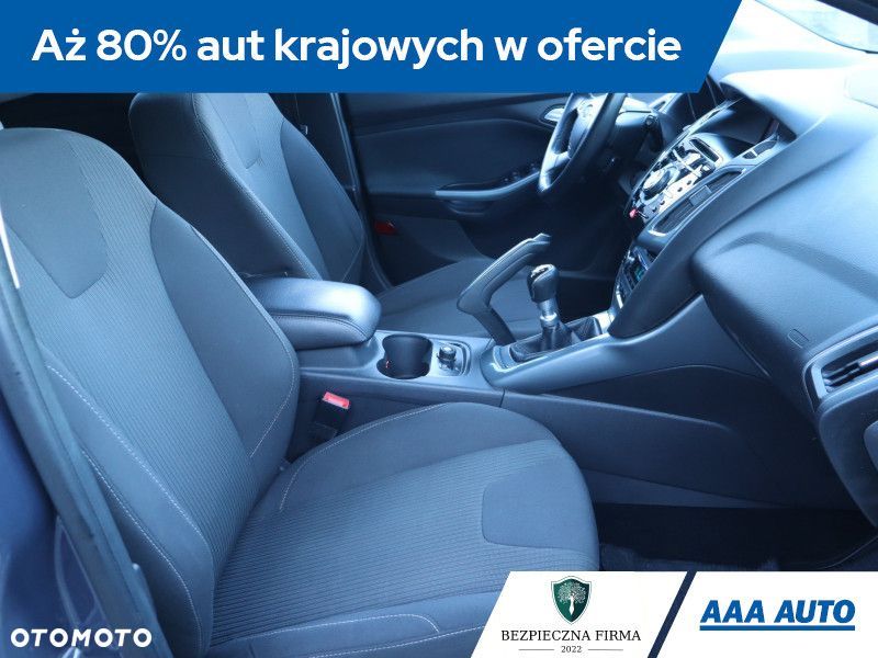 Ford Focus SW - 11