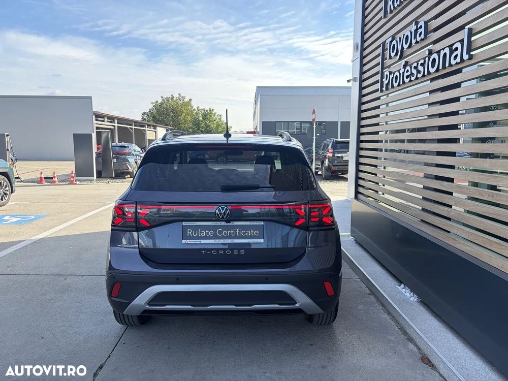 Volkswagen T-Cross - 6