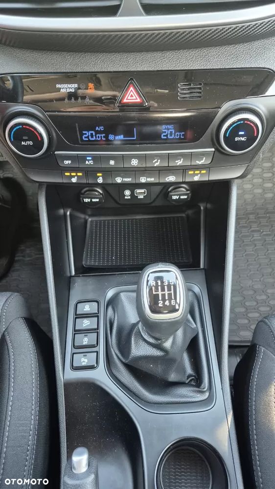 Hyundai Tucson - 16