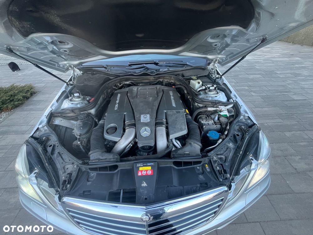 Mercedes-Benz Klasa E - 24