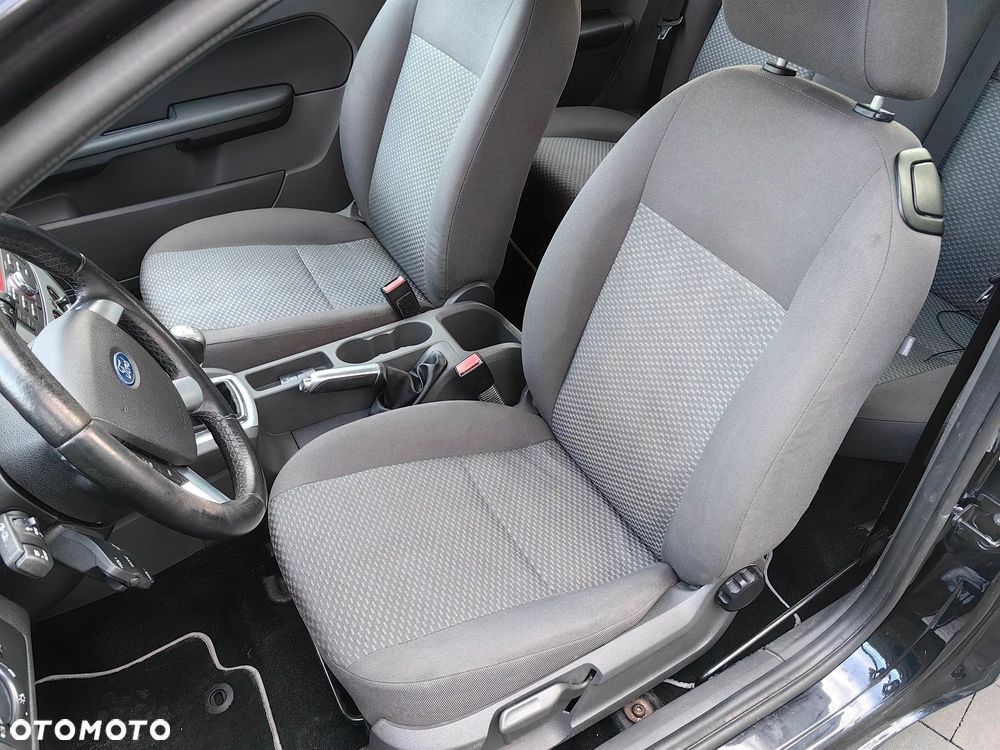 Ford Focus 1.6 Sport - 15