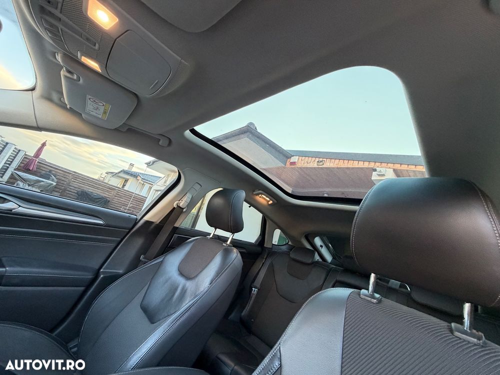 Ford Mondeo 2.0 TDCi Powershift AWD Titanium - 5