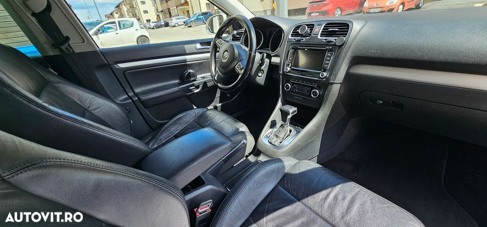 Volkswagen Golf 2.0 TDI DPF DSG Highline - 3