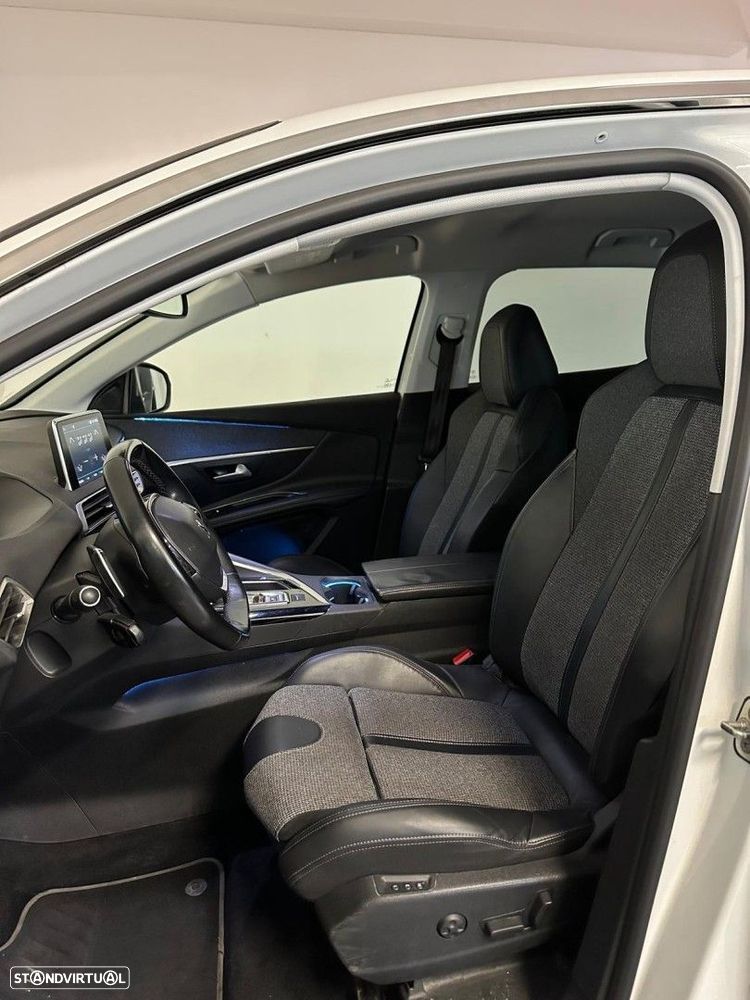 Peugeot 3008 1.2 PureTech Allure EAT6 - 11