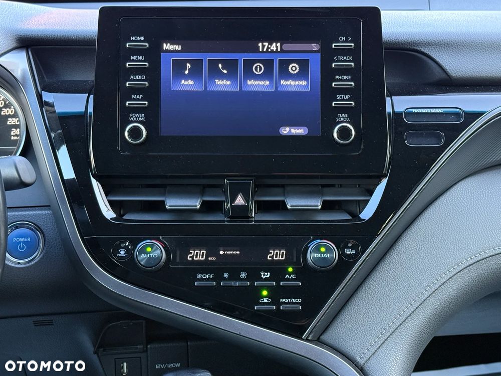 Toyota Camry 2.5 Hybrid Comfort CVT - 8