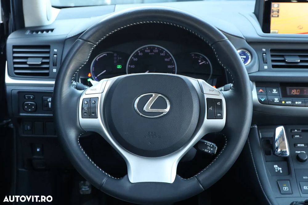 Lexus CT Standard - 28