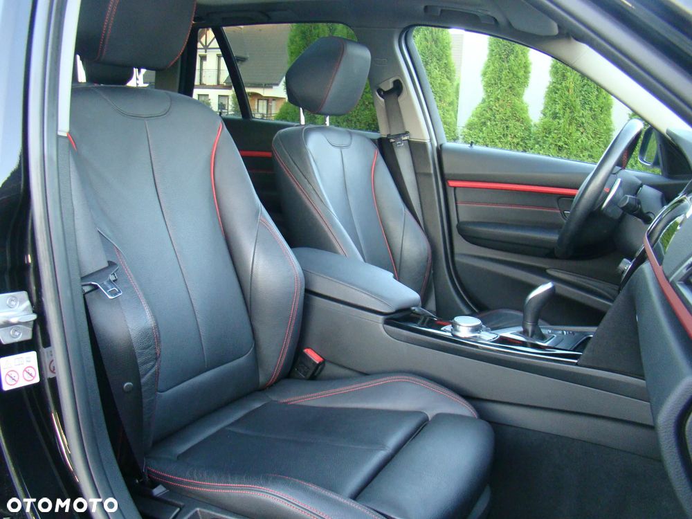 BMW Seria 3 320d xDrive Sport Line - 24