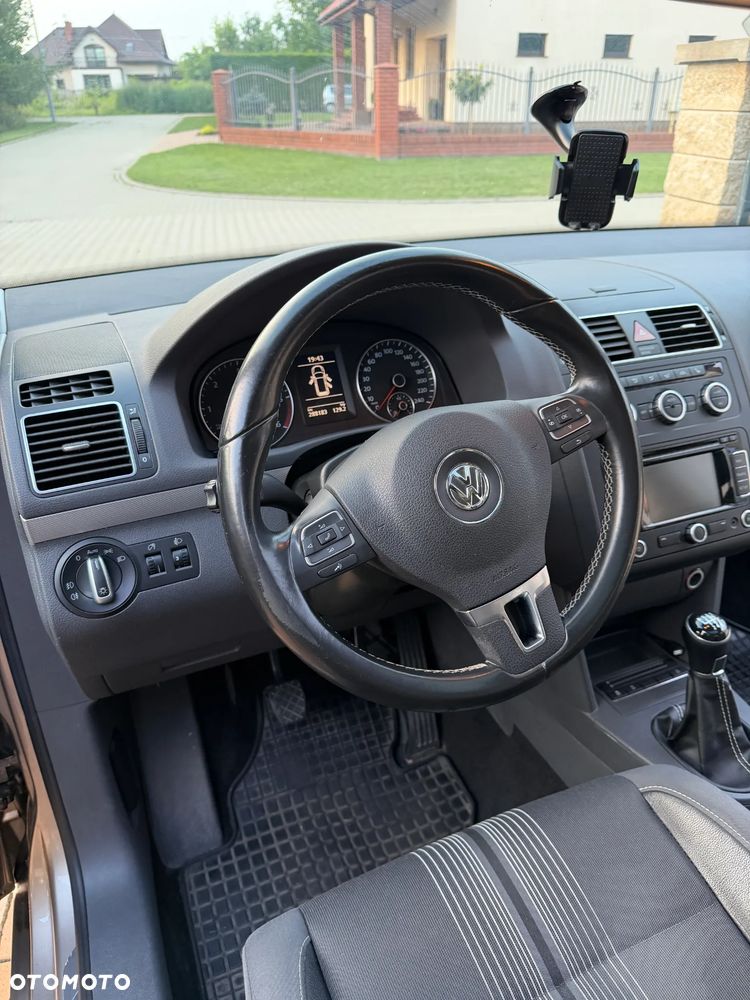 Volkswagen Touran 1.6 TDI DPF MATCH - 15