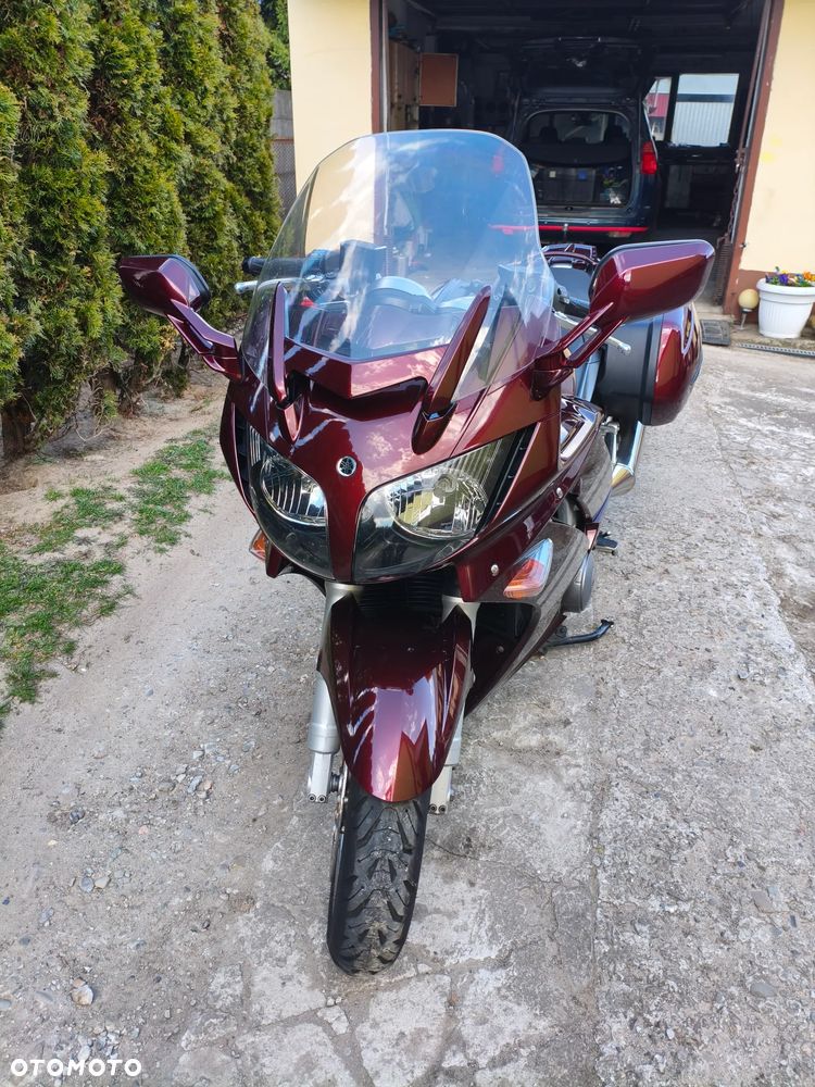 Yamaha FJR - 11