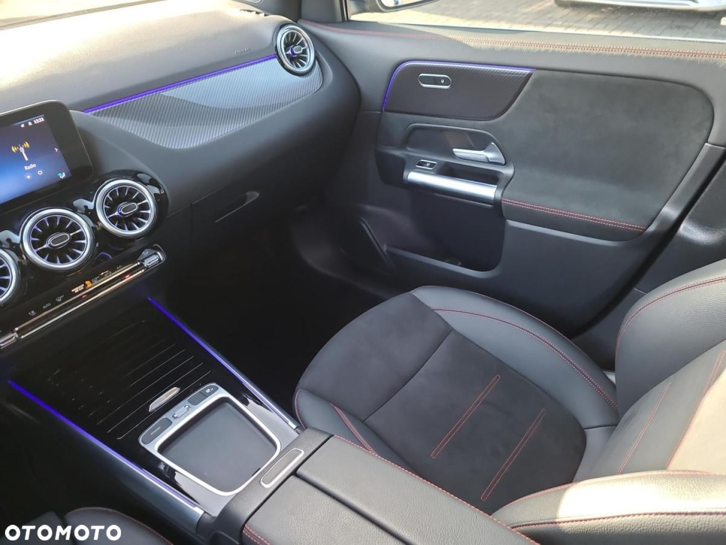 Mercedes-Benz GLA - 15
