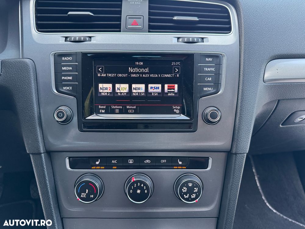 Volkswagen Golf 1.6 TDI BMT Highline - 7