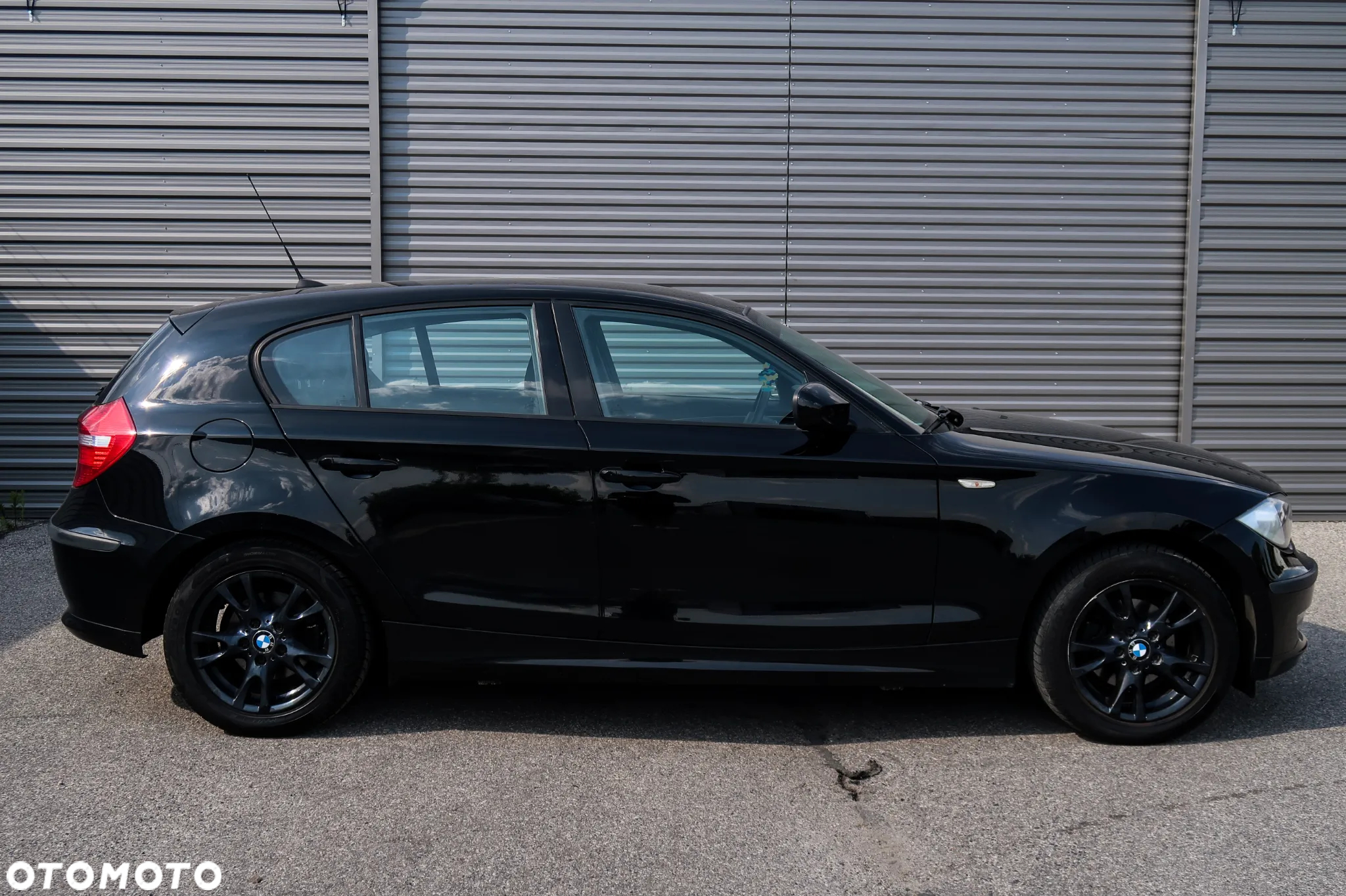 BMW Seria 1 116i - 16