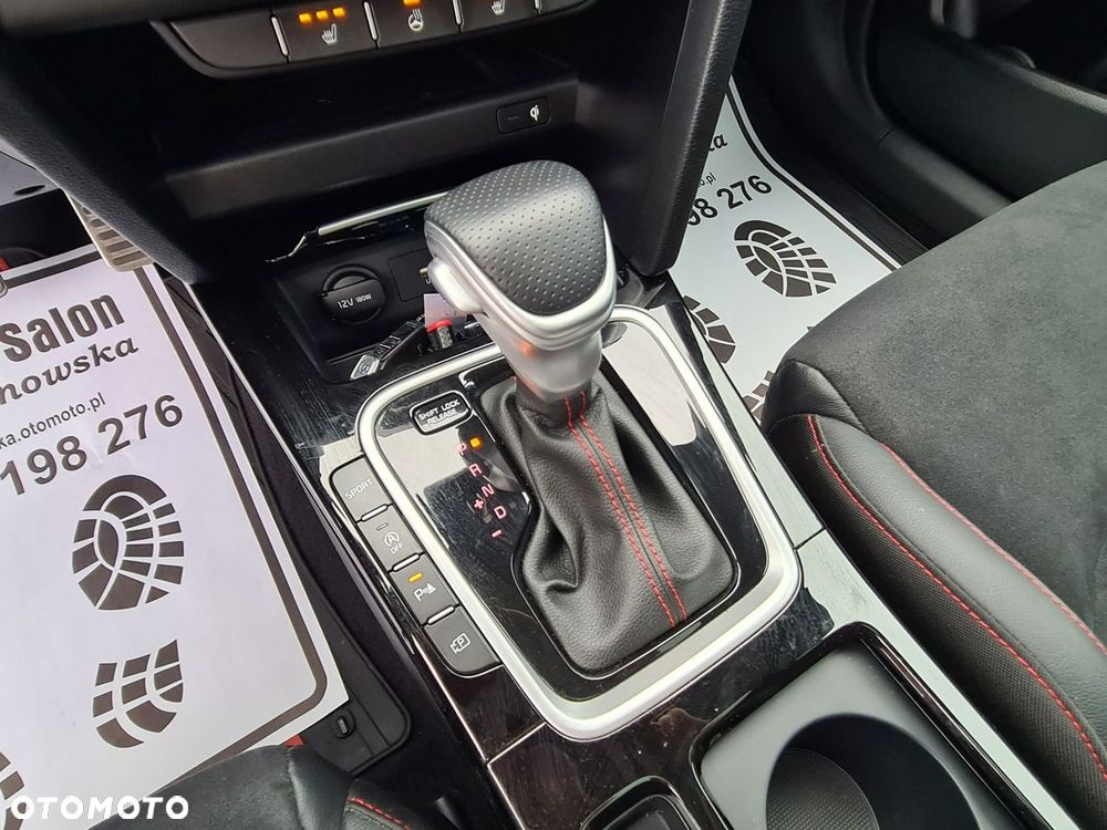 Kia Ceed 1.6 T-GDI GT DCT - 25