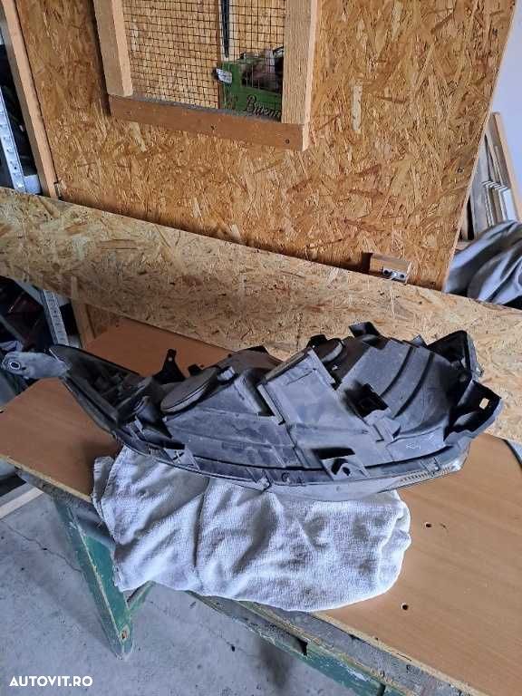 Far stanga Iveco an 2014-2019 original - 5