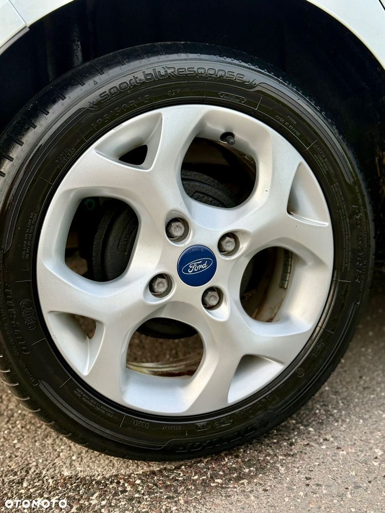 Ford Fiesta 1.25 Champions Edition - 26