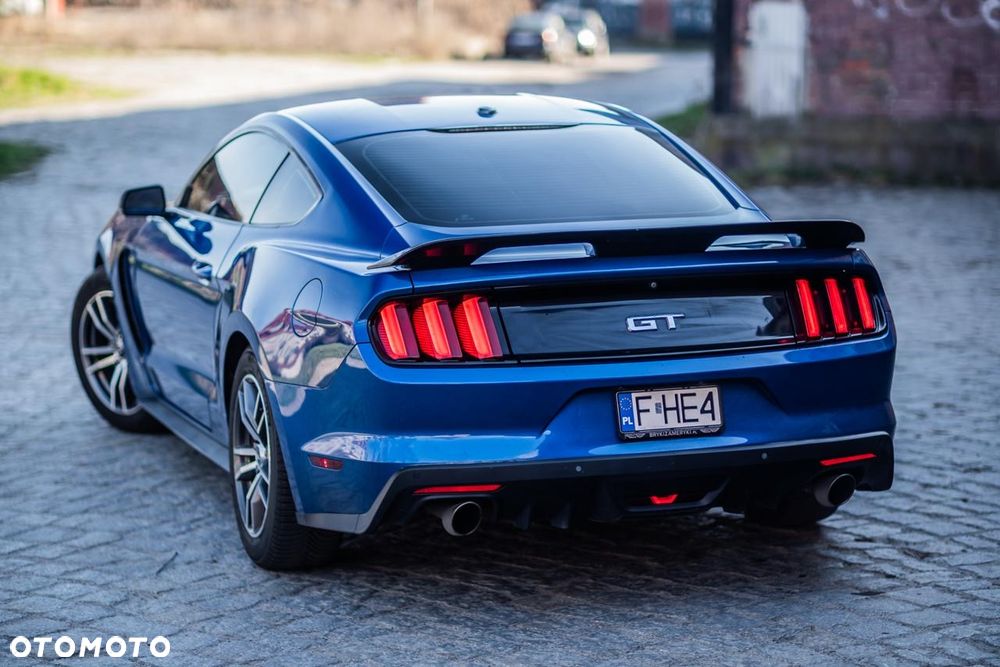 Ford Mustang 5.0 V8 GT - 5