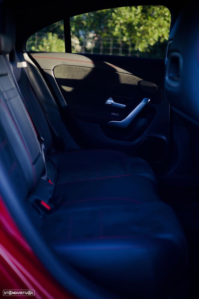 Mercedes-Benz CLA 250 e 8G-DCT Edition AMG Line - 11