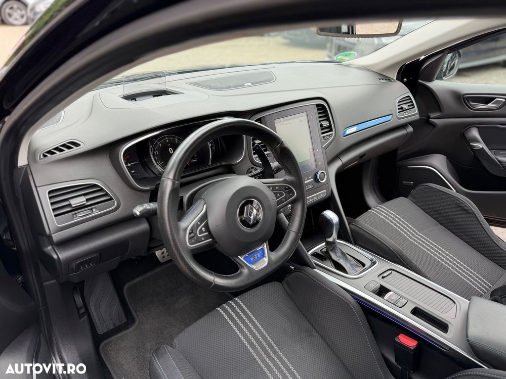 Renault Megane ENERGY TCe 205 EDC GT - 29