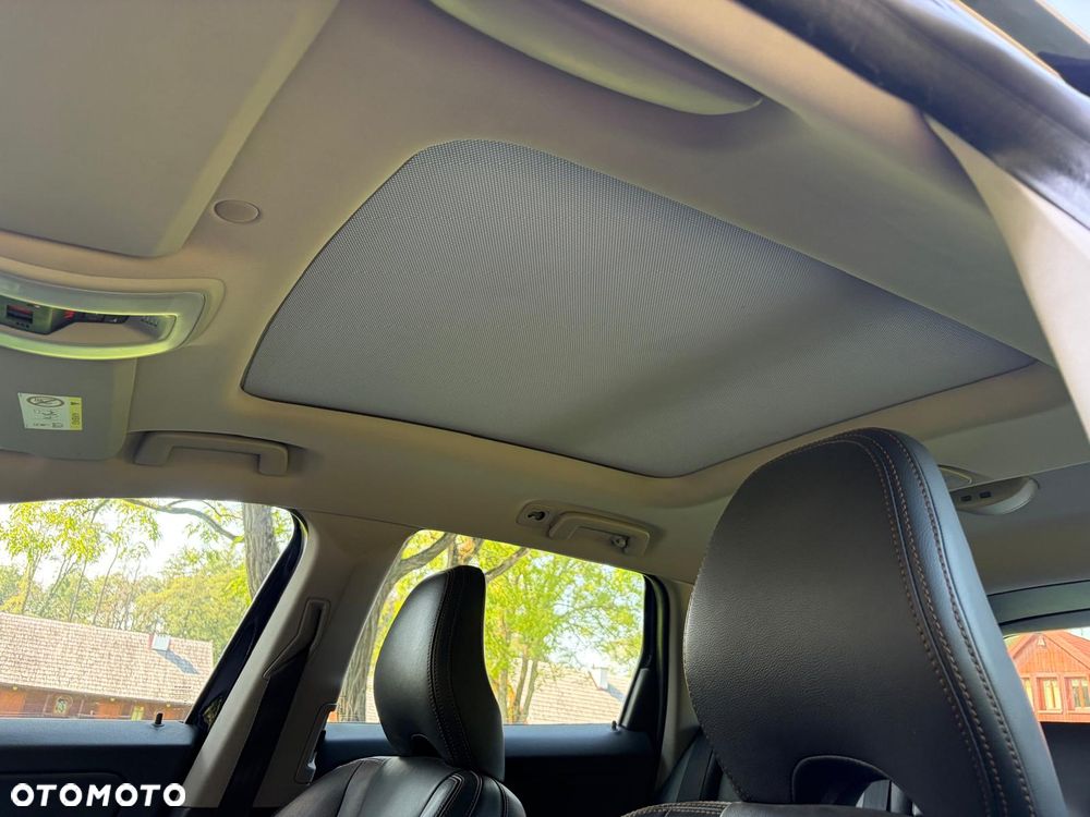 Volvo XC 60 D4 AWD Summum - 21