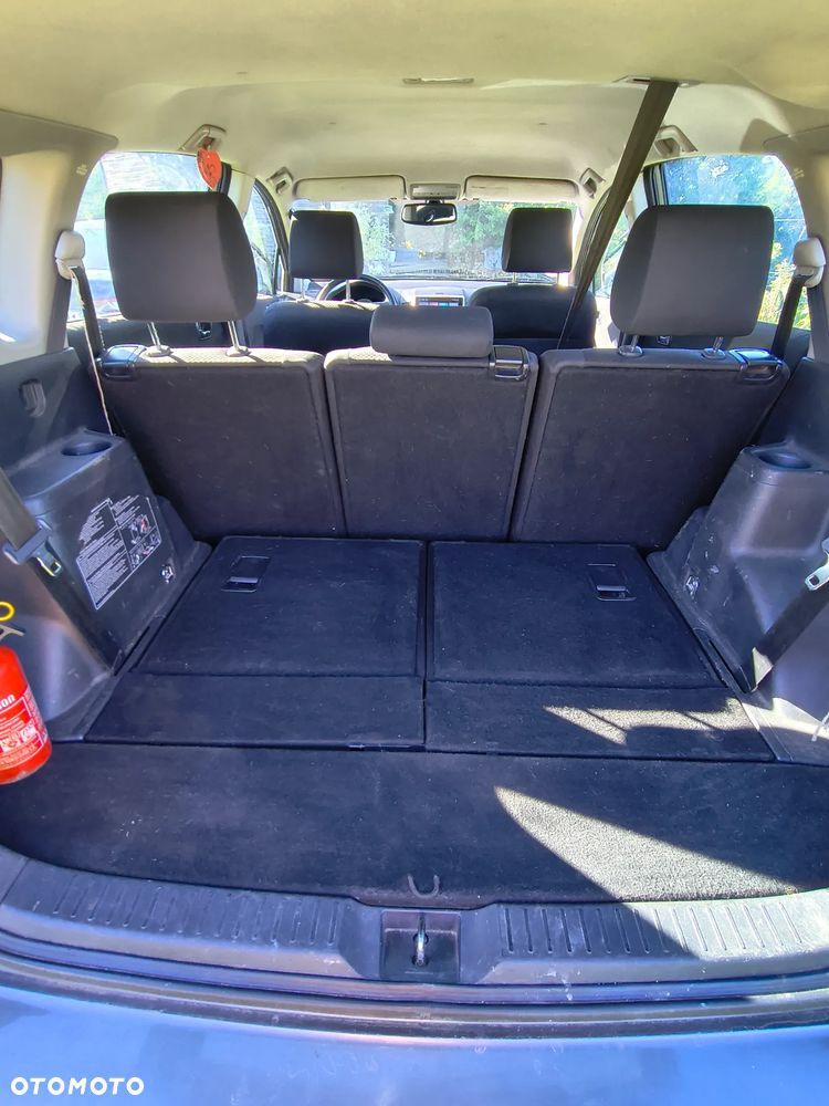 Toyota Corolla Verso 2.0 D-4D Sol 7os - 8