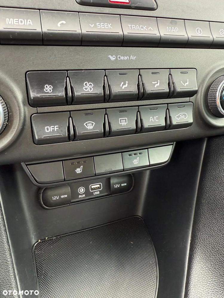 Kia Sportage 1.6 GDI L 2WD - 9