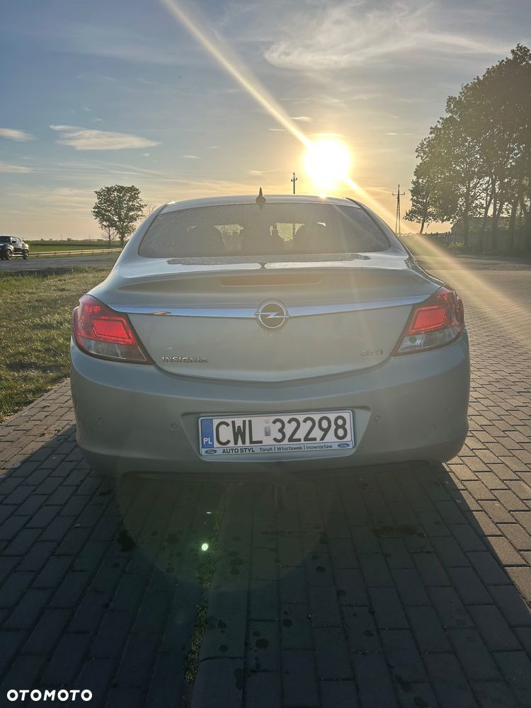 Opel Insignia 2.0 CDTI - 6
