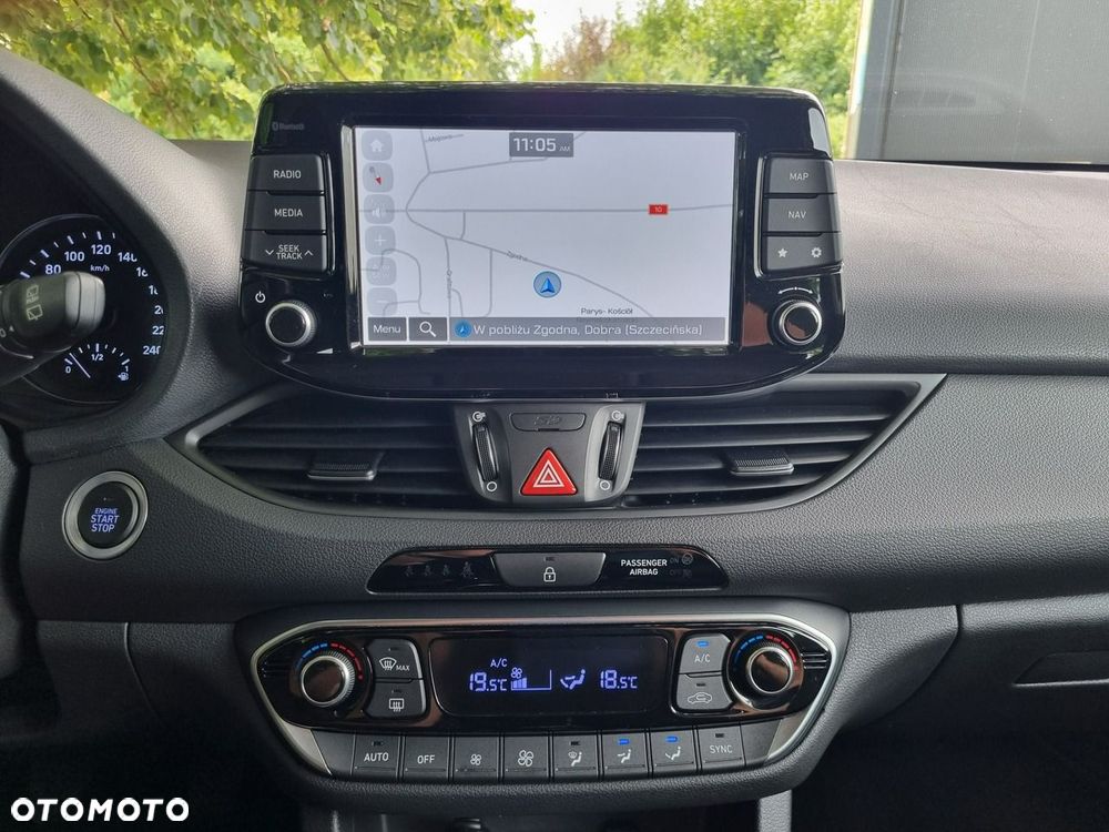 Hyundai i30 1.6 D Premium - 18