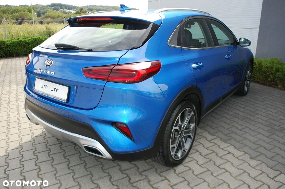 Kia XCeed - 4
