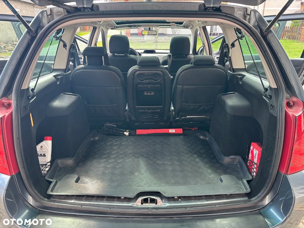 Peugeot 307 1.6 HDi - 12