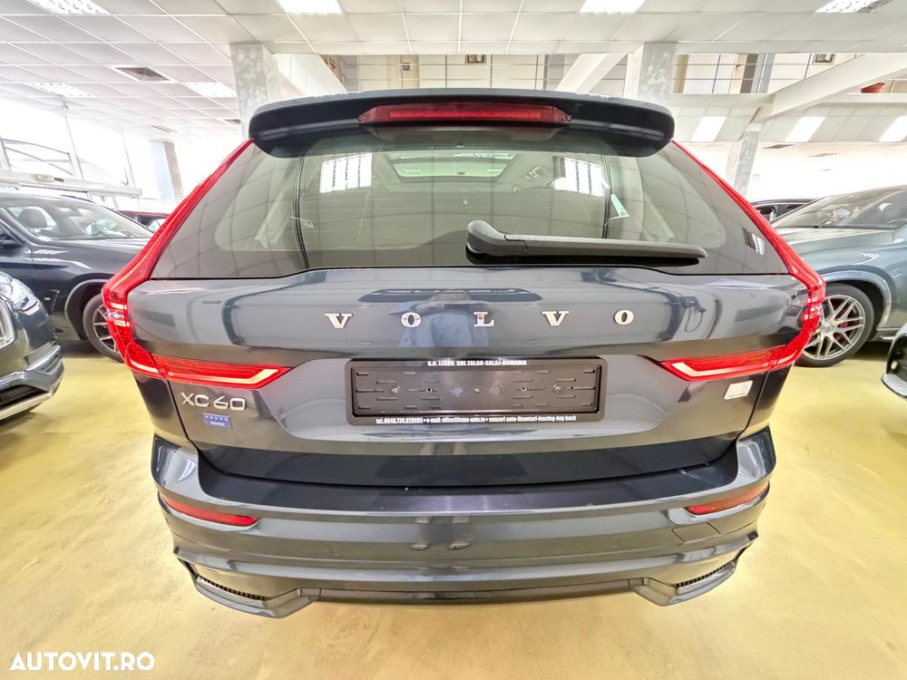 Volvo XC 60 T6 AWD Recharge Geartronic Inscription - 10