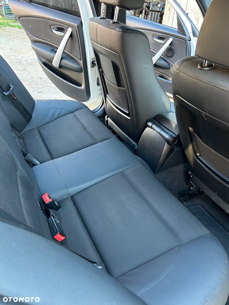 BMW Seria 1 118d - 6