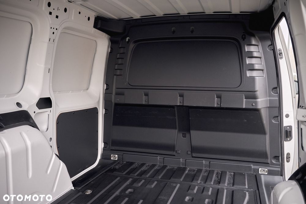 Volkswagen Caddy - 31