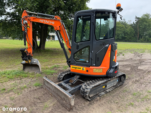 Hitachi ZX33U-5A