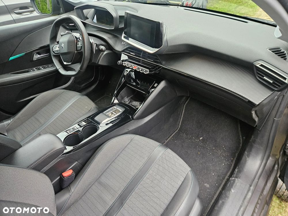 Peugeot 208 1.2 PureTech Allure S&S EAT8 - 10
