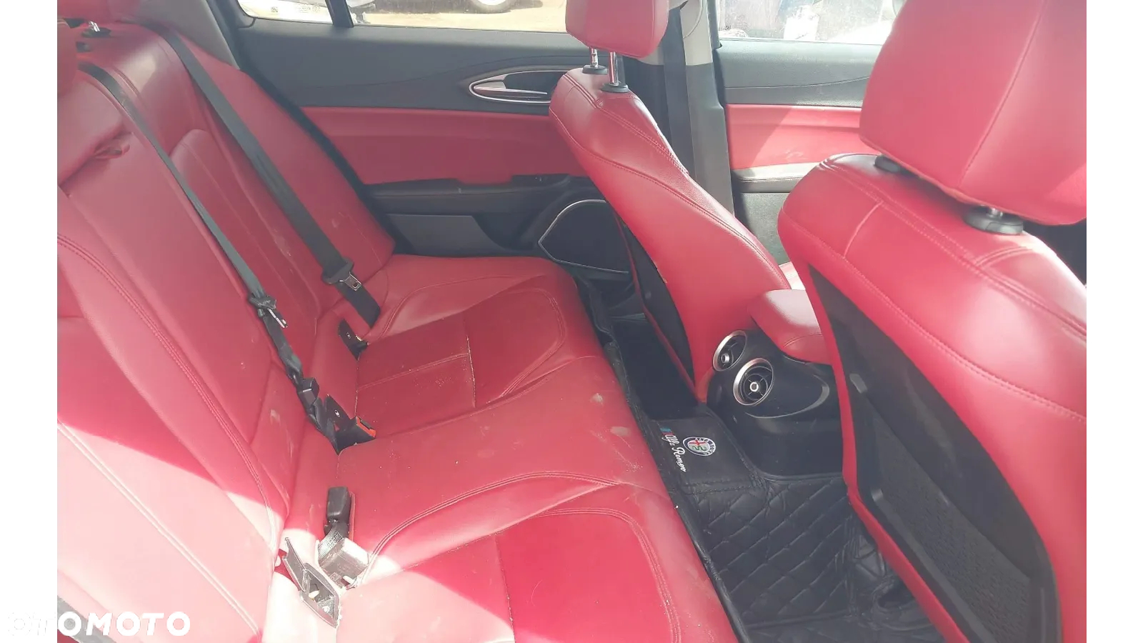 Alfa Romeo Giulia 2.0 Turbo TI Q4 - 8
