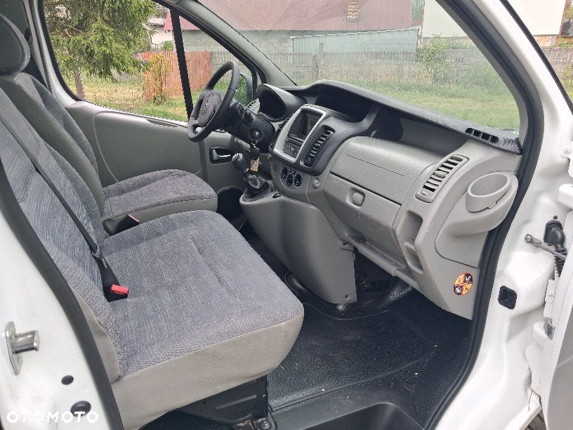 Renault Trafic - 10