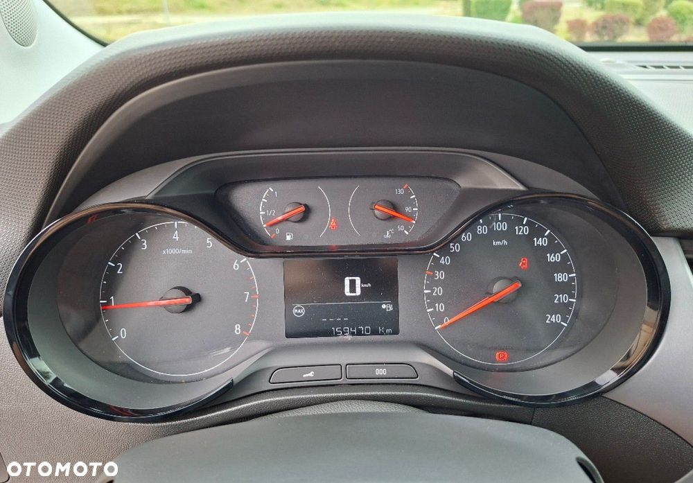 Opel Crossland X - 29