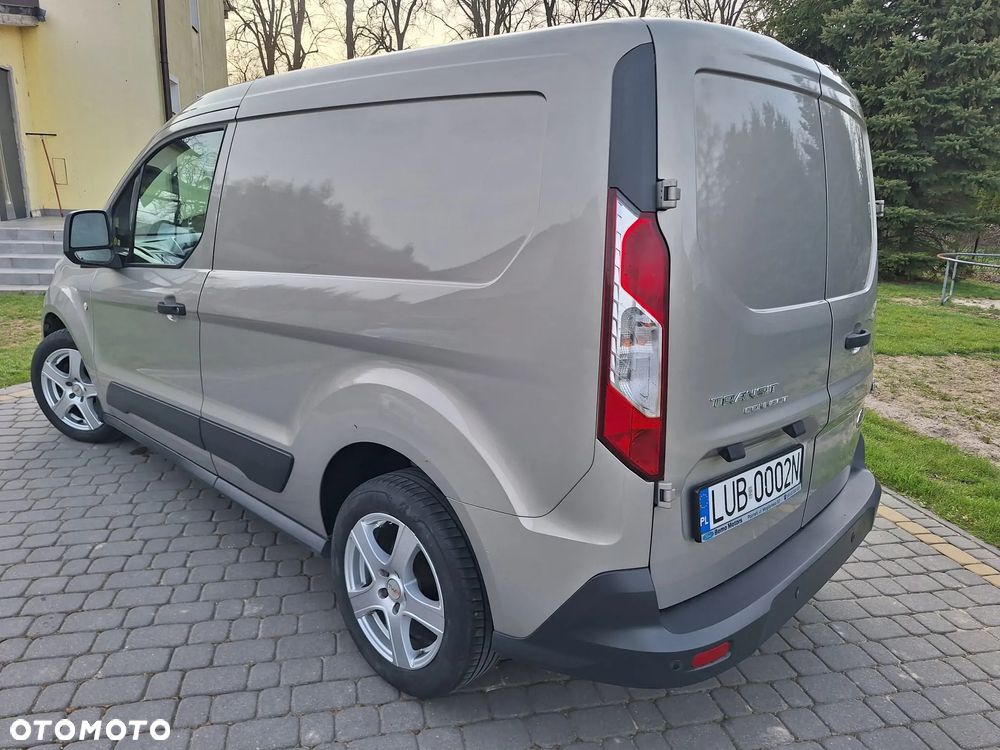 Ford Transit Connect - 19