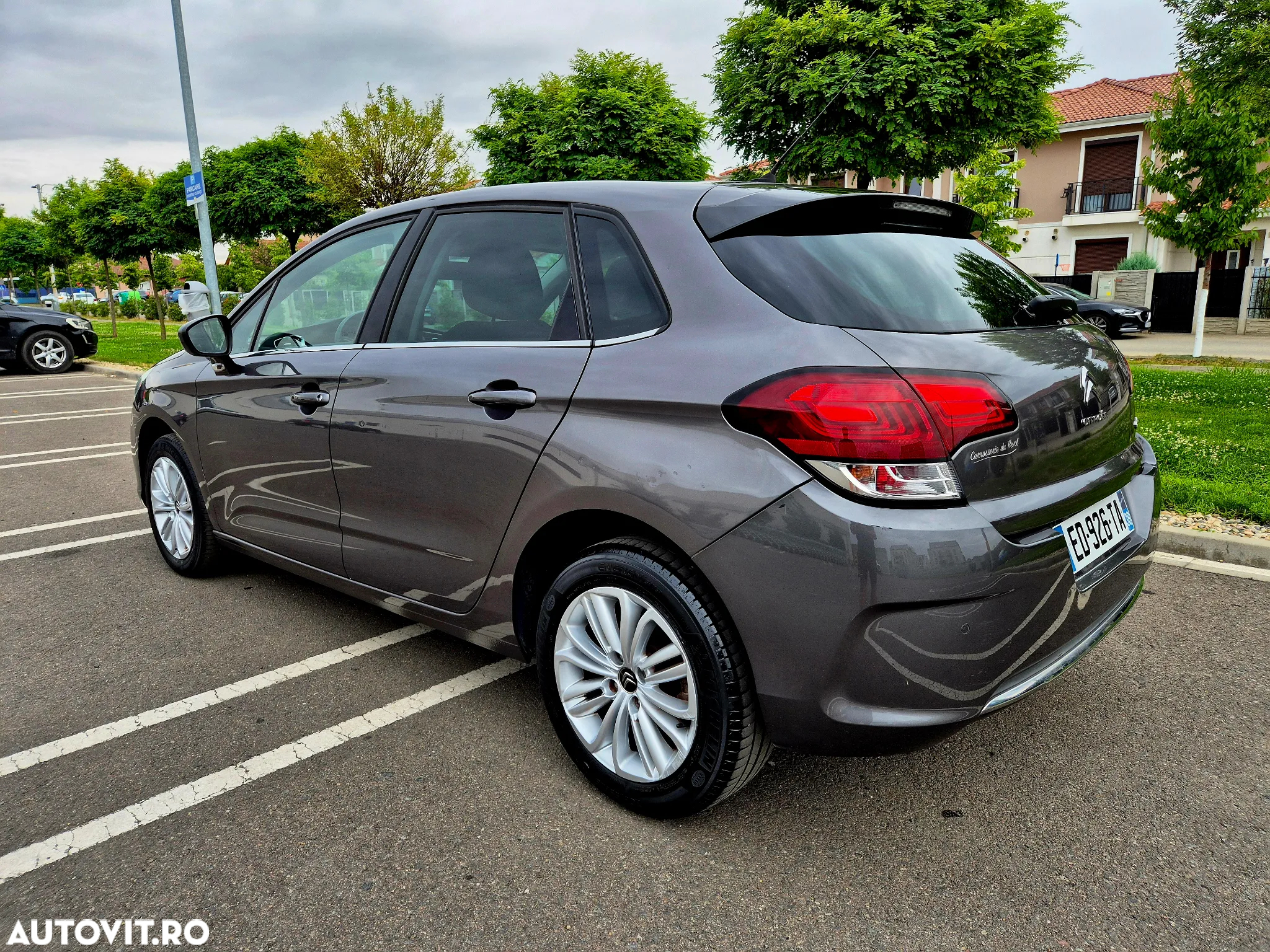 Citroën C4 PureTech 110 Selection - 6