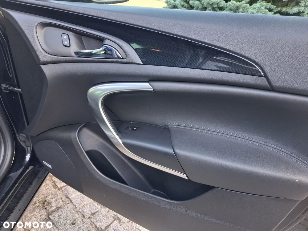 Opel Insignia - 17