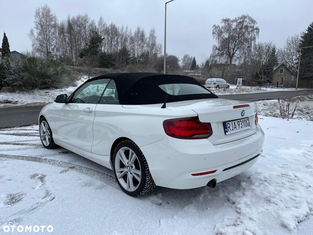 BMW Seria 2 218i - 14