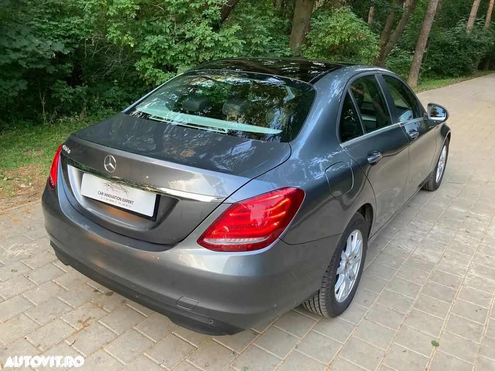 Mercedes-Benz C 180 d - 8