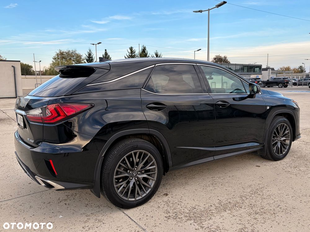 Lexus RX - 18