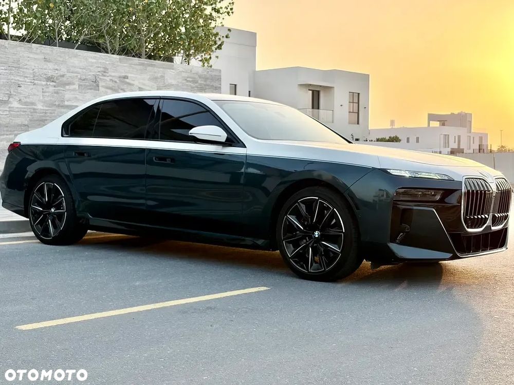 BMW Seria 7 740Li xDrive sport - 13