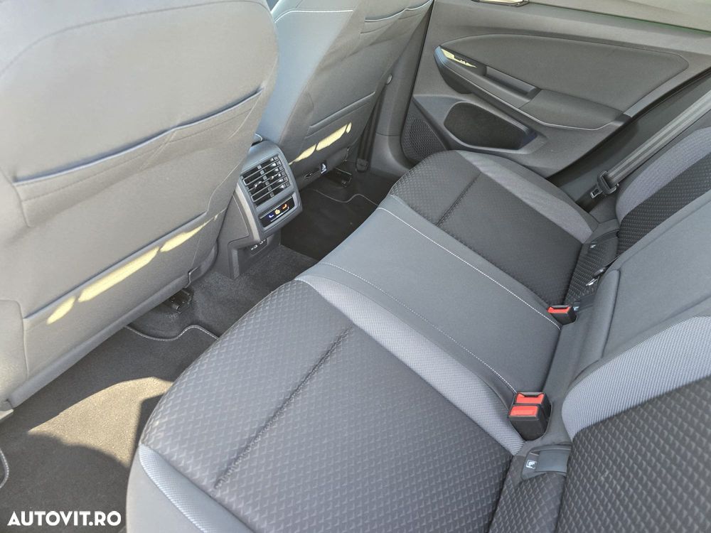 Volkswagen Golf 2.0 TDI Comfortline - 12