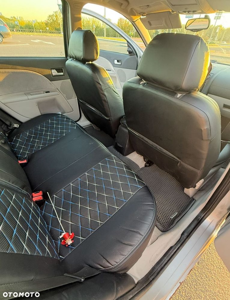 Ford Mondeo - 8