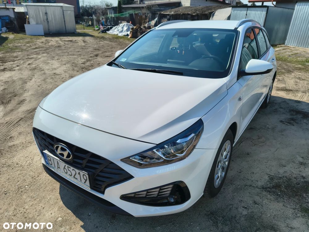 Hyundai i30 1.5 DPI Classic + - 11