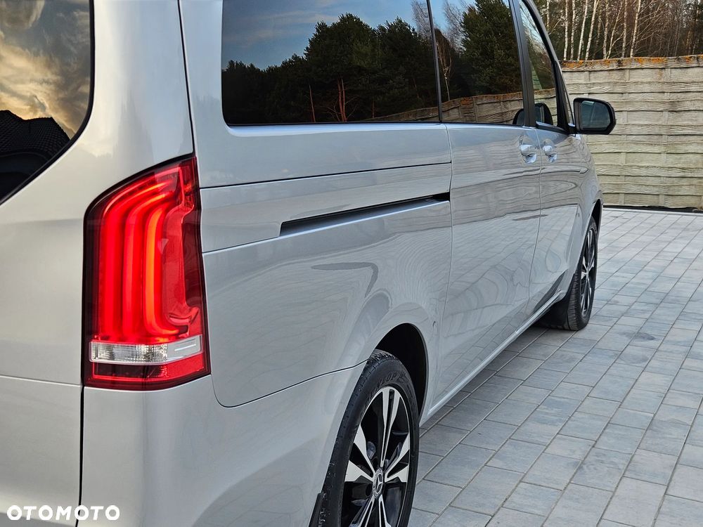 Mercedes-Benz Klasa V 300 d 4-Matic Avantgarde 9G-Tronic (d³ugi) - 15