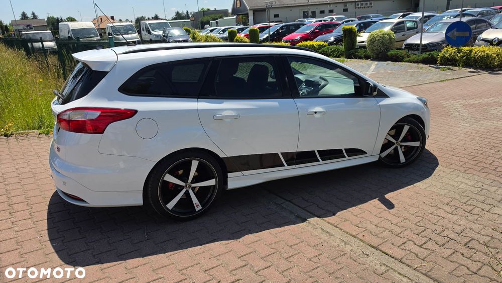 Ford Focus SW 2.0 EcoBoost ST Leather Sport Pack - 15